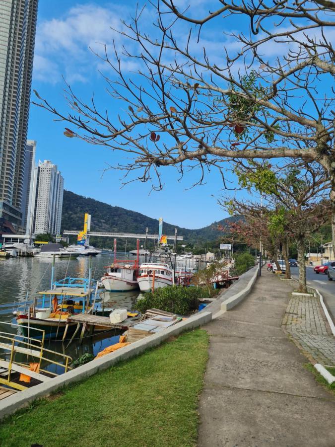 Maika'I Pousada Balneário Camboriú Exteriör bild